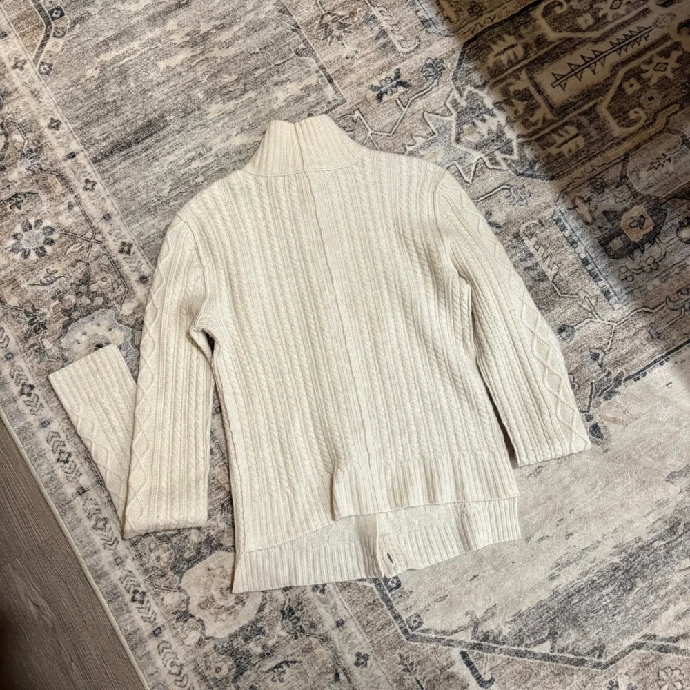 INHABIT Cashmere cable knit Long Sleeve Cardigan Size S cream